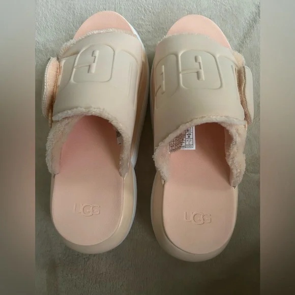 UGG Women’s LA Alto Slide 'Peach Pink' - Picture 4 of 11